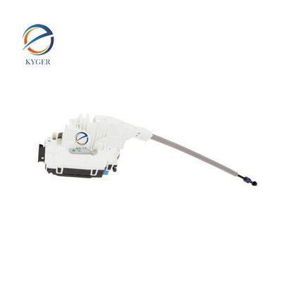 Buy 2047303035 High Quality Auto Parts Rear Right Door Lock Module Actuator 204 730 30 35 for Mercedes-Benz C218 X117 C117 W204 W176 online manufacture