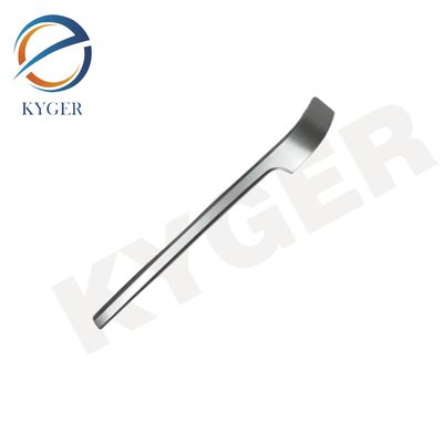 KYGER High Quality Exterior Accessories Rear Silver Rear Bumper Moulding LR087227 For Land Rover Range Rover L405 2013-