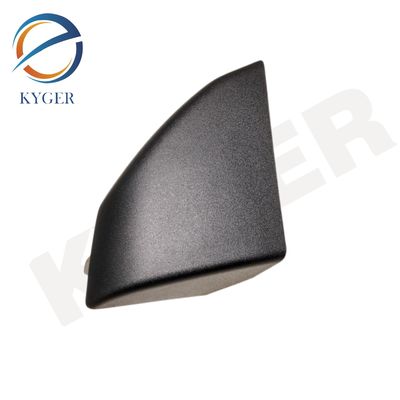 LR010633 Auto Part Front Right Wheel Arch Moulding Bumper End Of Wheel Arch For Land Rover Discovery IV L319