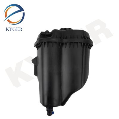 1713 8621 092 Plastic Auto Car Engine Coolant Reservoir Expansion Tank 17138621092 For BMW X5 X6 E70 E71 E72